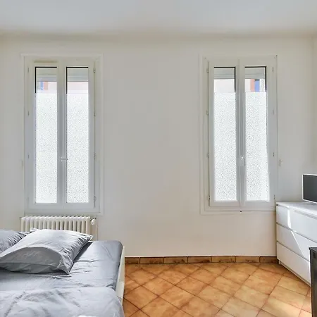 ∴ Studio With Large Terrace ∴ *